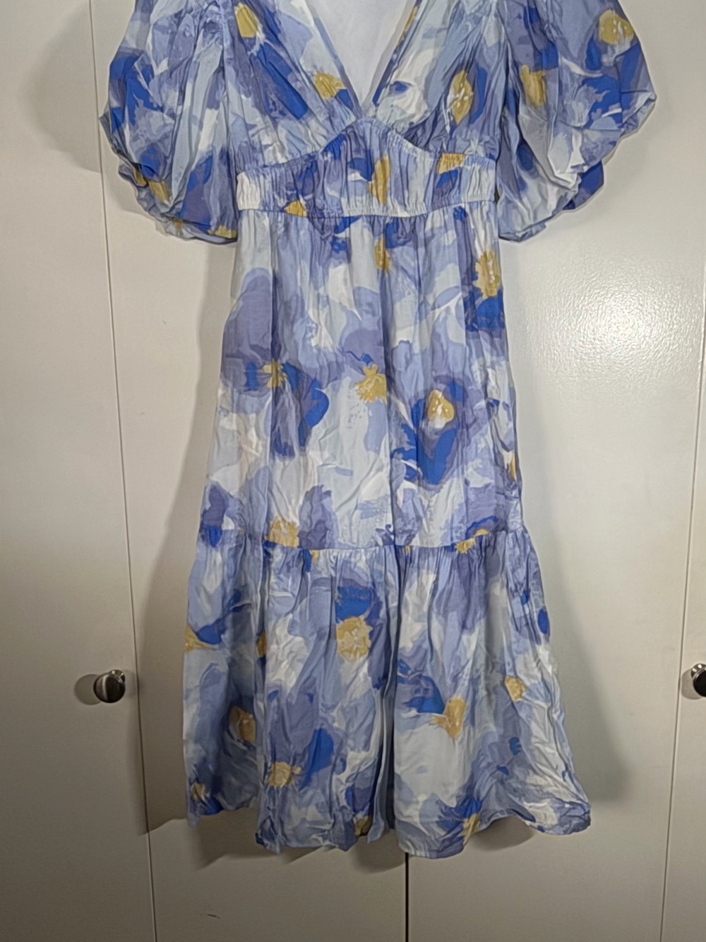 Blue Floral Puff-Sleeve Midi Dress